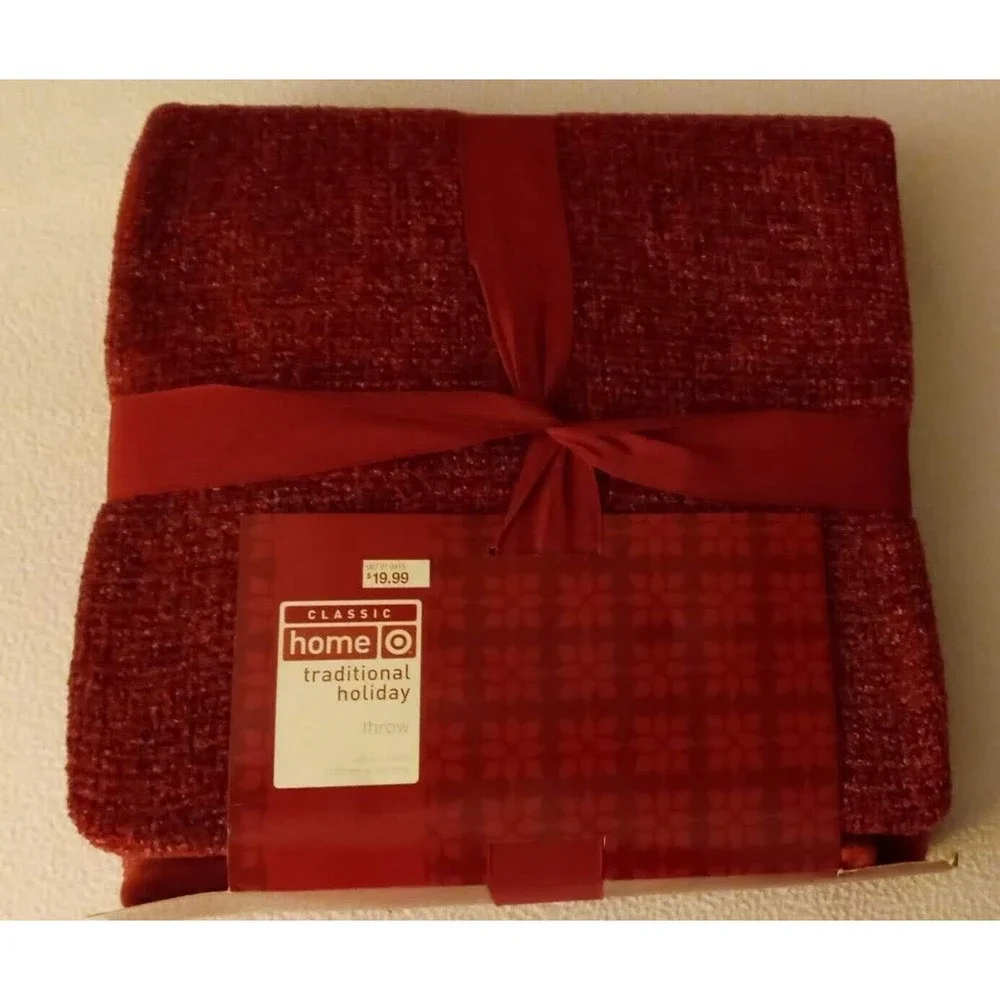 CHRISTMAS THROW CLASSIC HOME HOLIDAY RED 50x60 TARGET